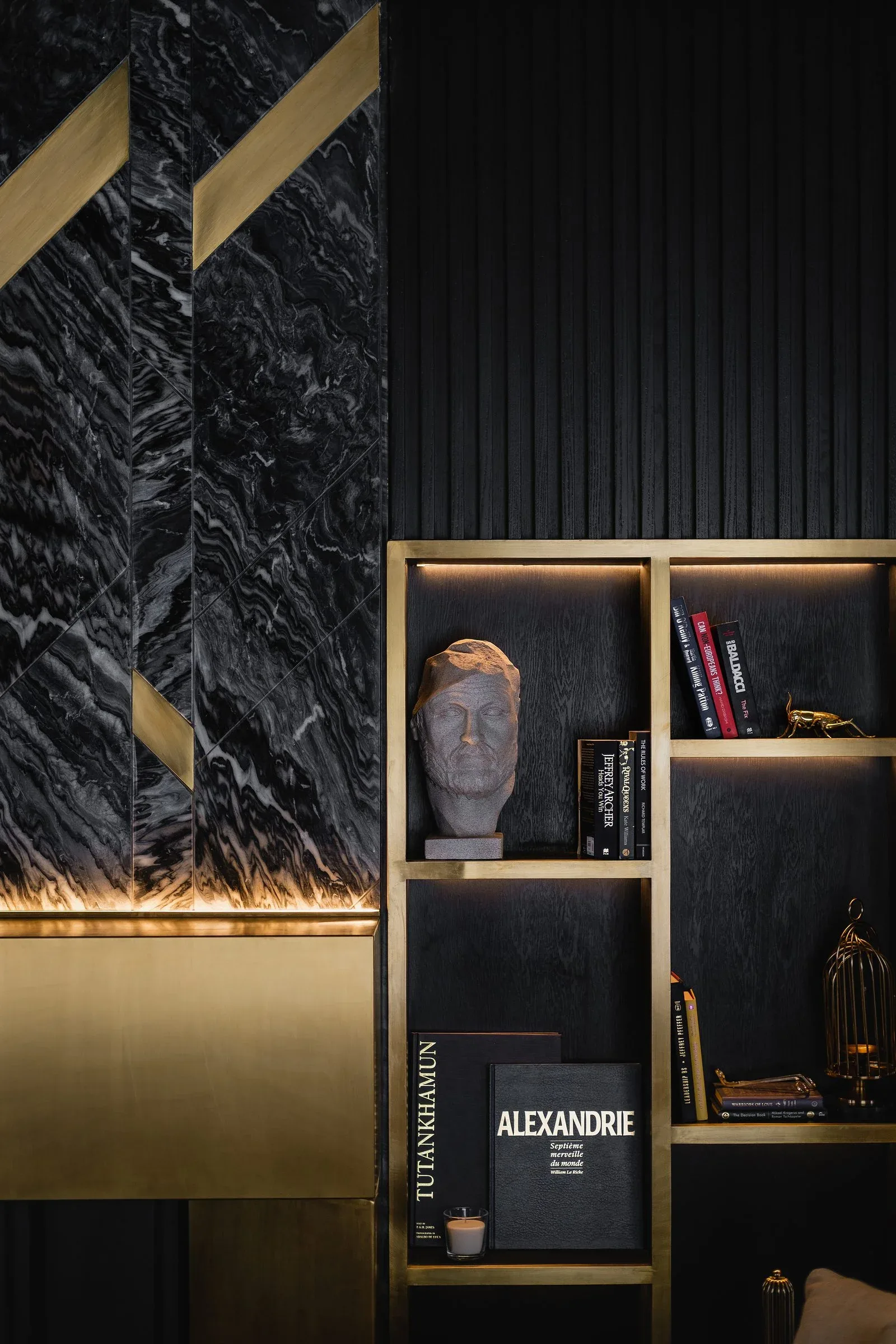 La Feuille Blanche — Marble and bronze shelving with a sculpted bust