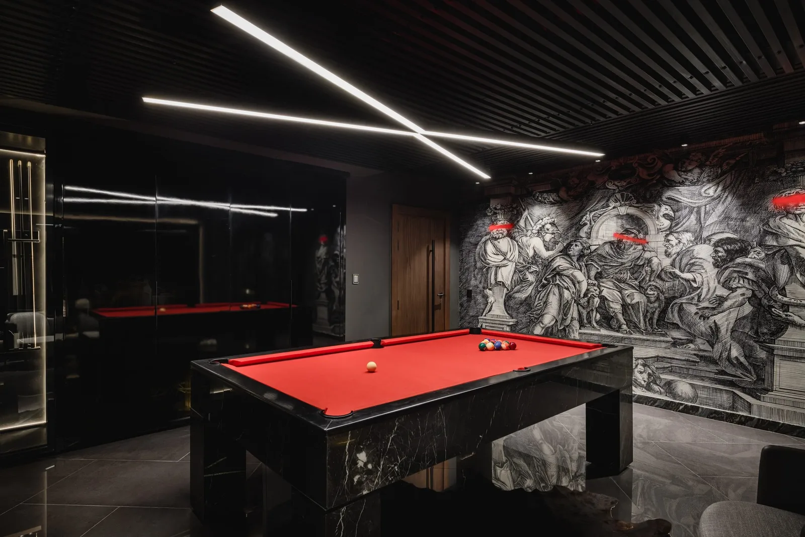 La Feuille Blanche — Games room with billiard table and hand-drawn mural