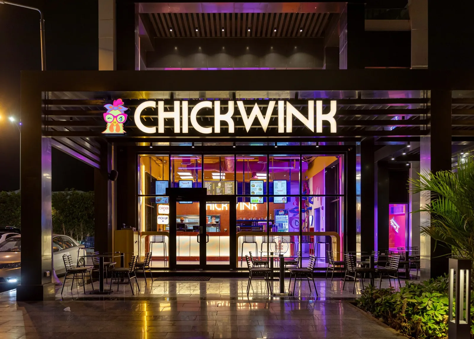 Chick Wink — Facade at night